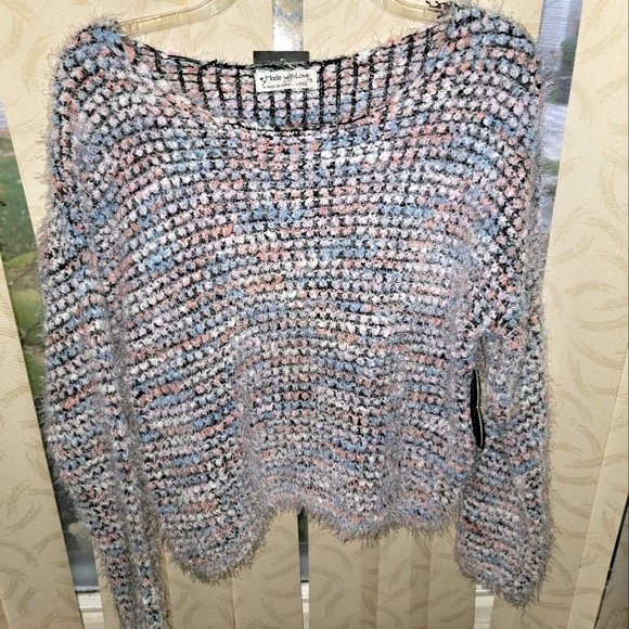 Made With Love Sweater sz L NWT - Picture 1 of 6